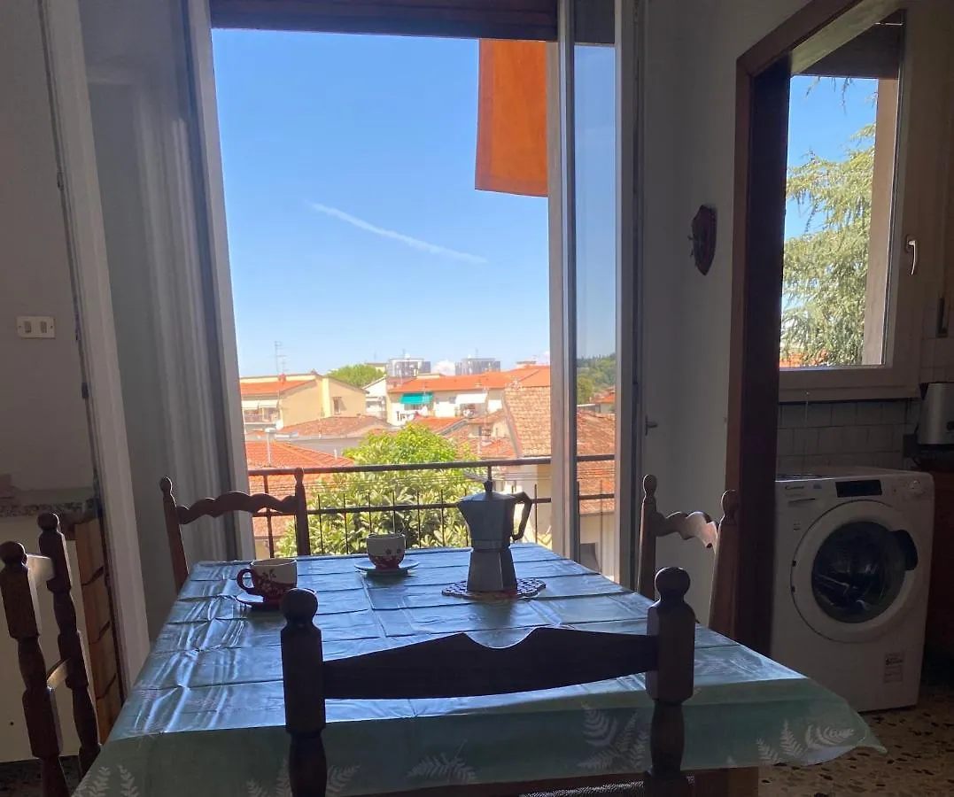 Florence - Quiet & Comfortable Apartment 0*,  Italy